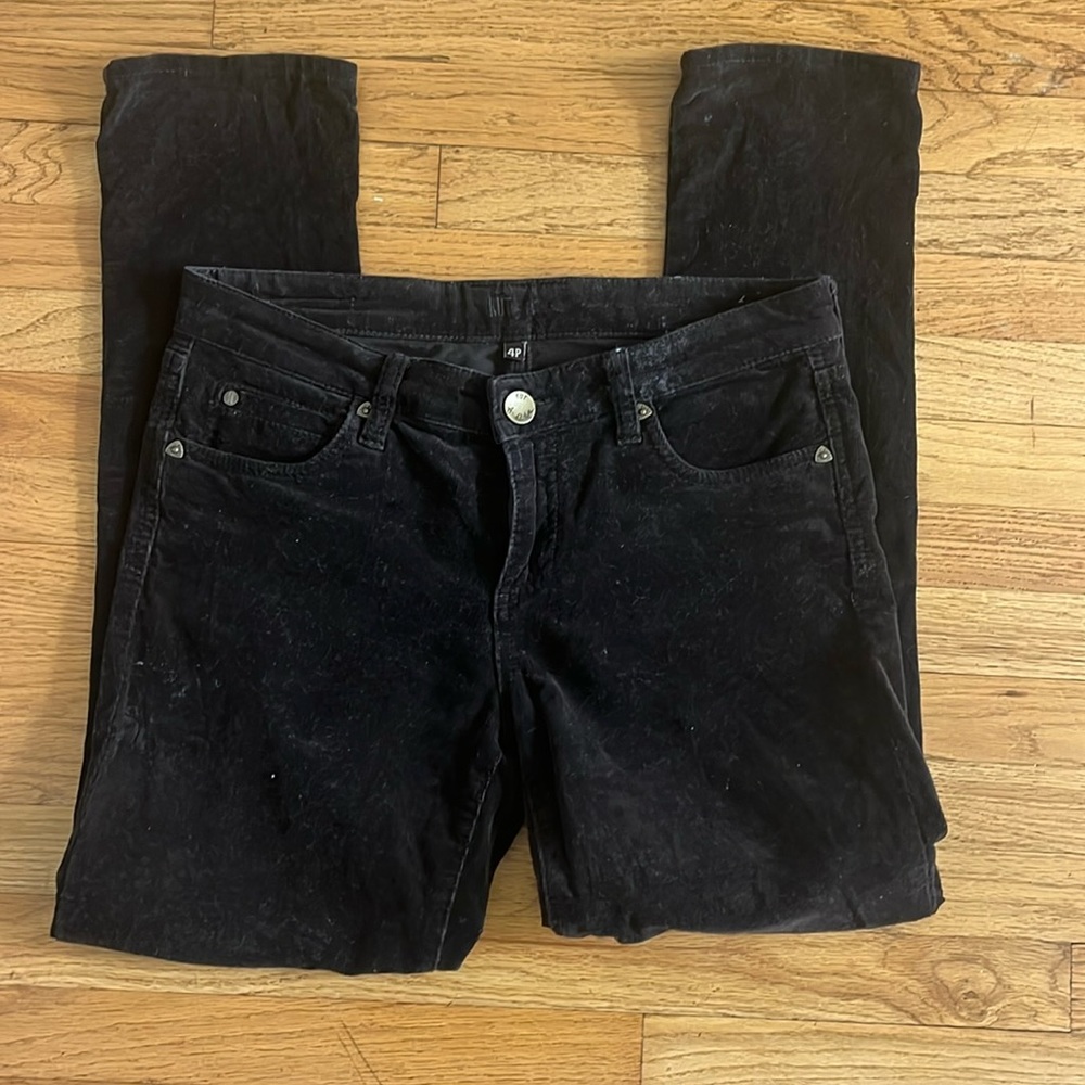 Kut from the Kloth straight corduroy pants in dark brown.